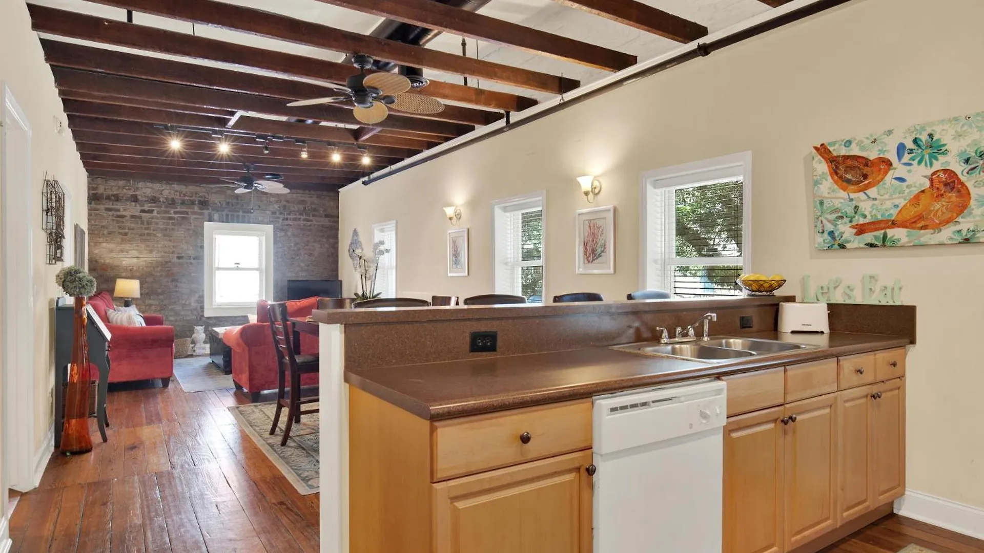 City Market Loft - 4 Bedroom Savannah