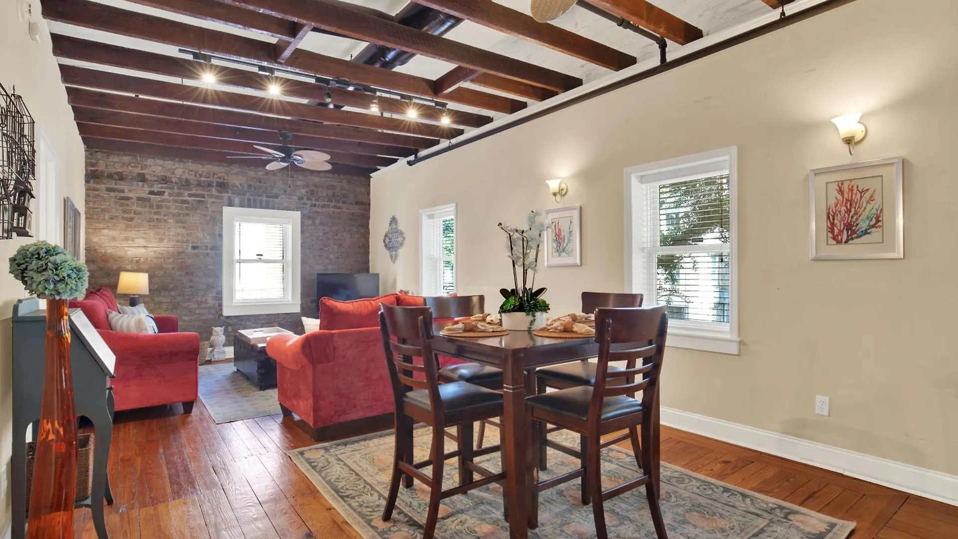 City Market Loft - 4 Bedroom Savannah