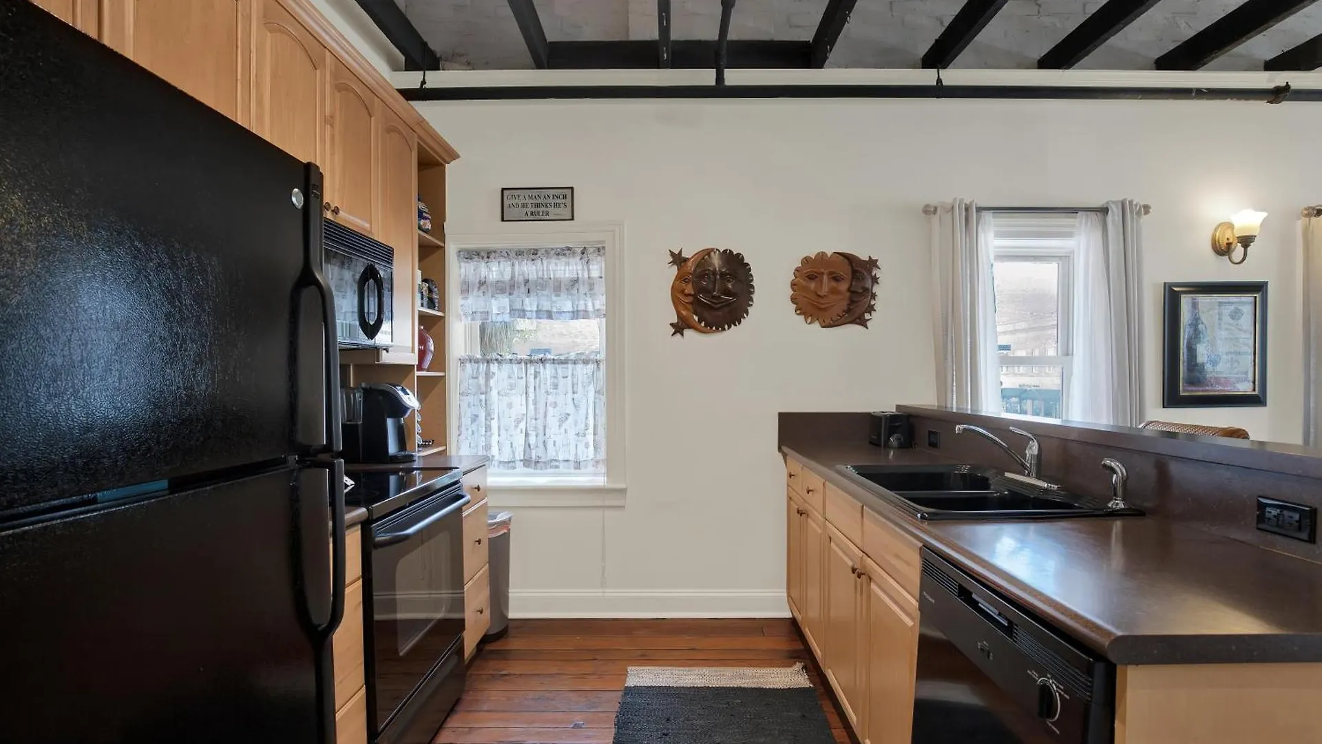 City Market Loft - 4 Bedroom Savannah 0*,  United States